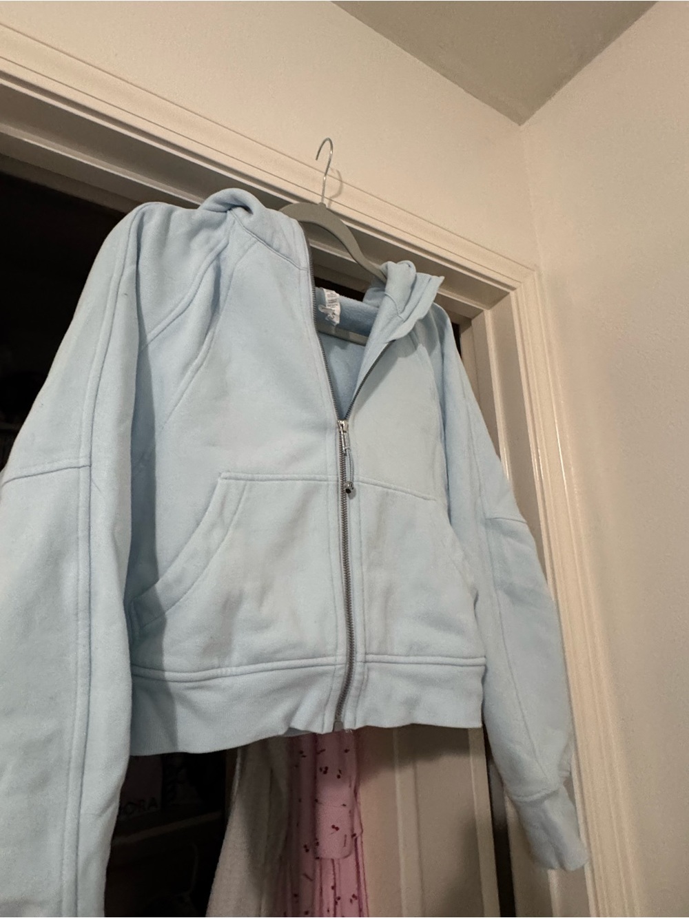 Cropped lululemon scuba